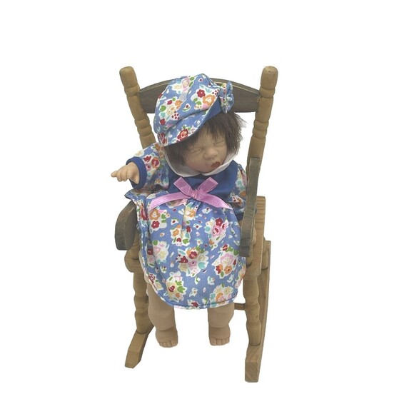 Palm Pal Bean Bag Kids Expression Yawn Licking Face Dolls On Rocking Chair 1996 - Picture 12 of 15